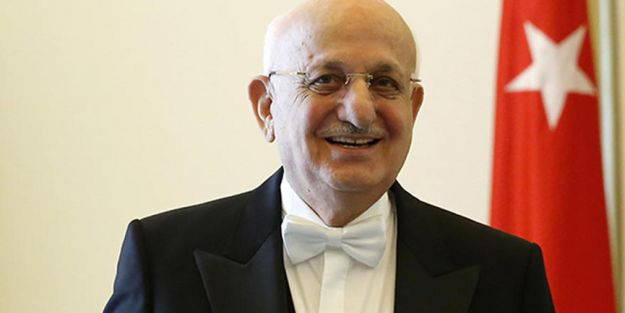 Sn. İsmail Kahraman’ı yeniden Meclis Başkanı seçilmesi vesilesiyle tebrik ediyoruz. Allah uzun, hayırlı ömür nasip etsin, başımızdan eksik etmesin.