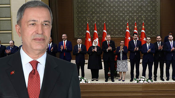 Hulusi Akar Paşamız bu vatanın evladı, yiğit, iyi niyetli, temiz bir insan. Hep destekledik, hep destekleyeceğiz. Vazifesine Allah’ın izniyle en güzel şekilde devam edecek.