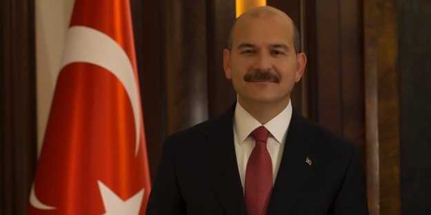 Milletimiz Süleyman Soylu’yu çok seviyor. Gerçek bir delikanlı, gerçek bir vatansever. Milletçe hep yanındayız.